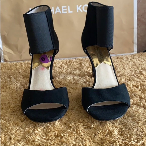 MICHEAL Micheal kors black seude sandals - Picture 4 of 7